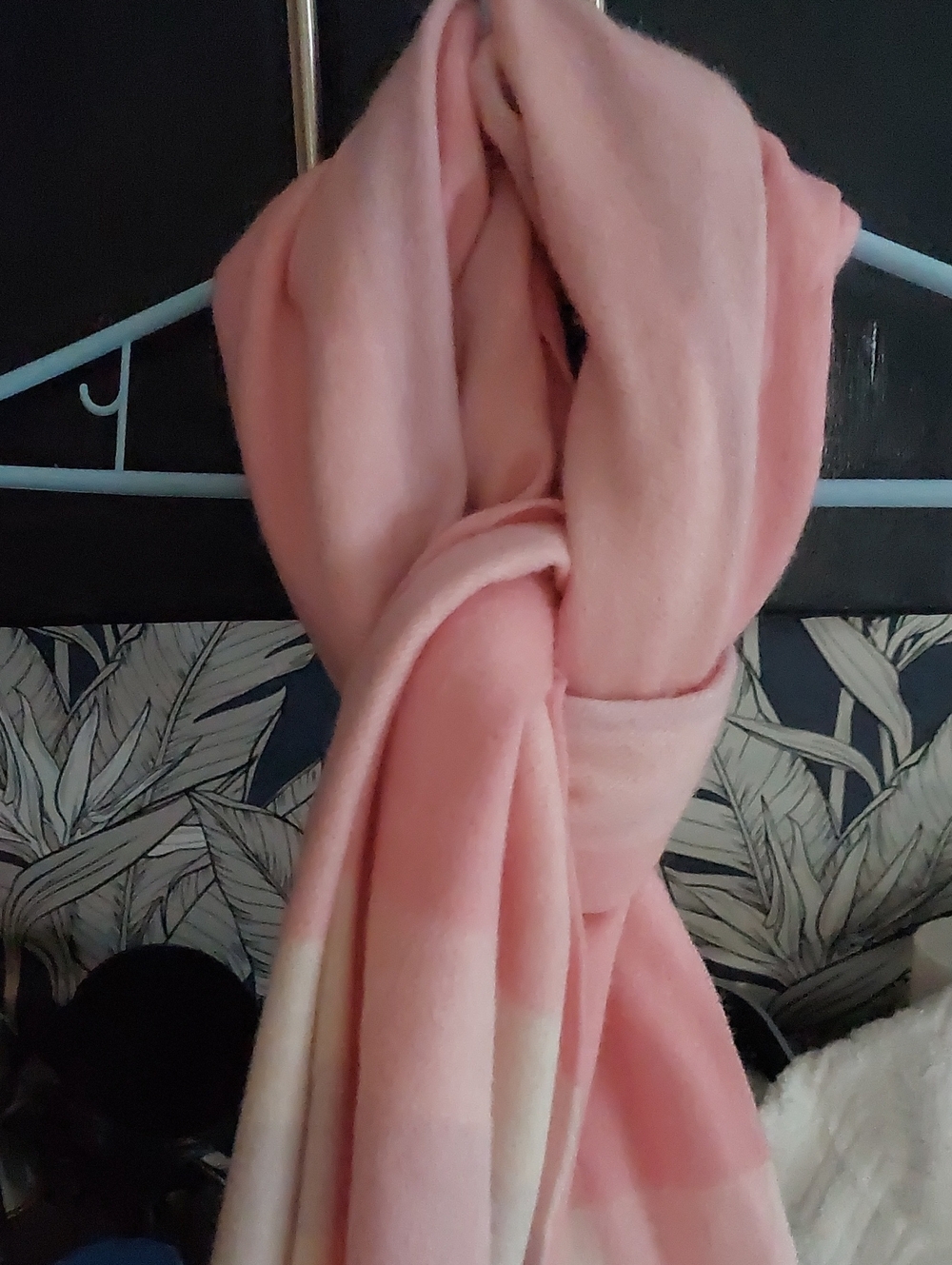 Plush Cashmere Light Pink Women's Scarf - Cozy Everyday Wrap